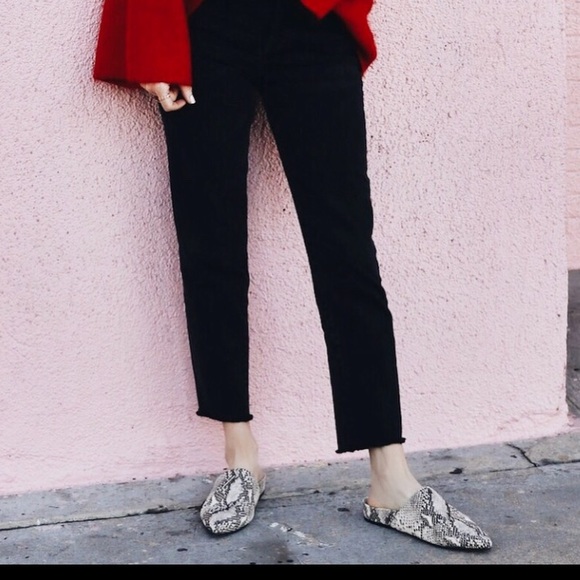 violet & red brand flats